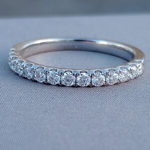 925 Genuine Miossanite Diamond Ring